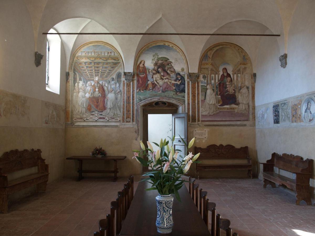 Monastero Sant'Anna In Camprena Villa Пиенца Екстериор снимка