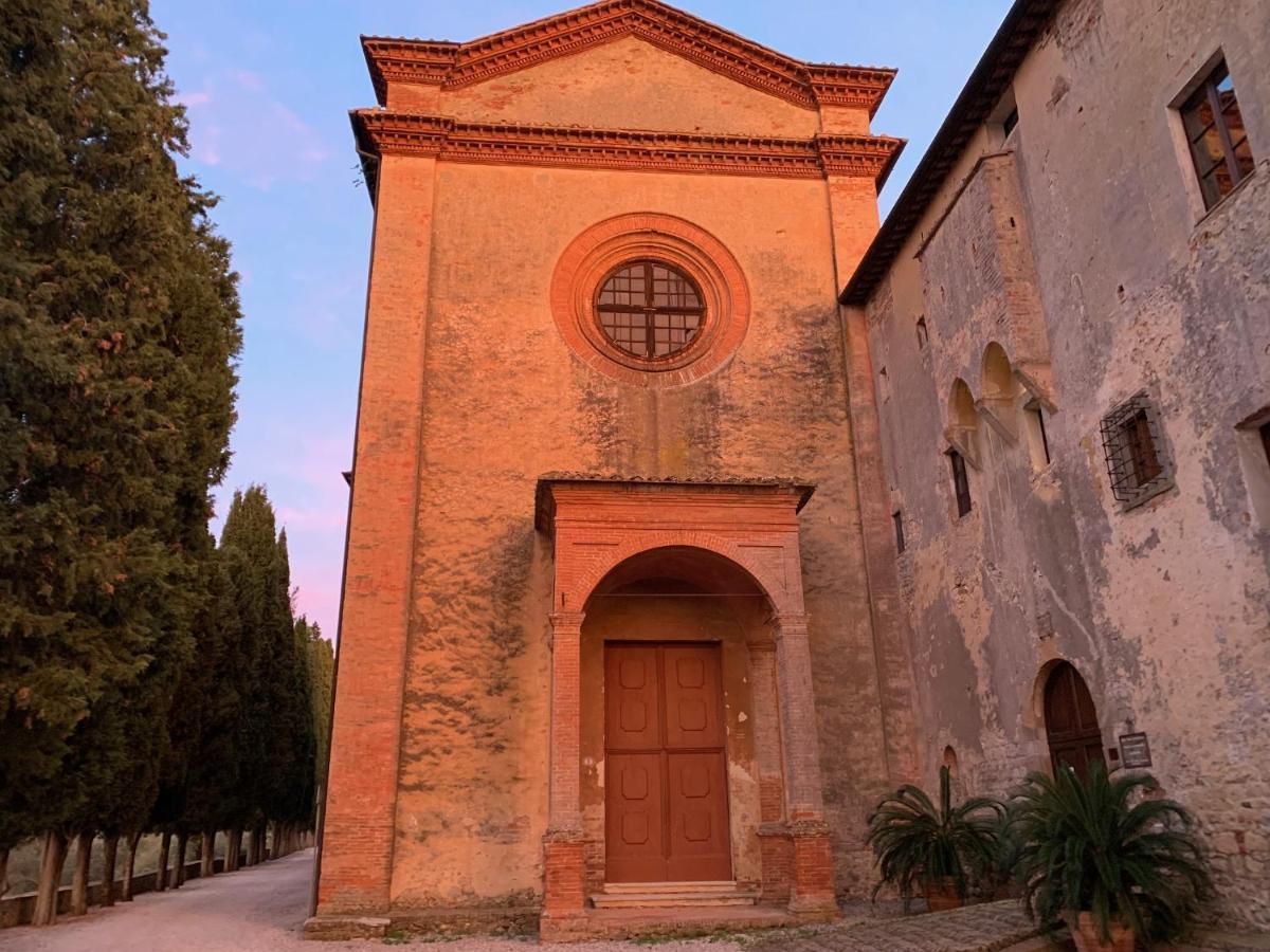Monastero Sant'Anna In Camprena Villa Пиенца Екстериор снимка