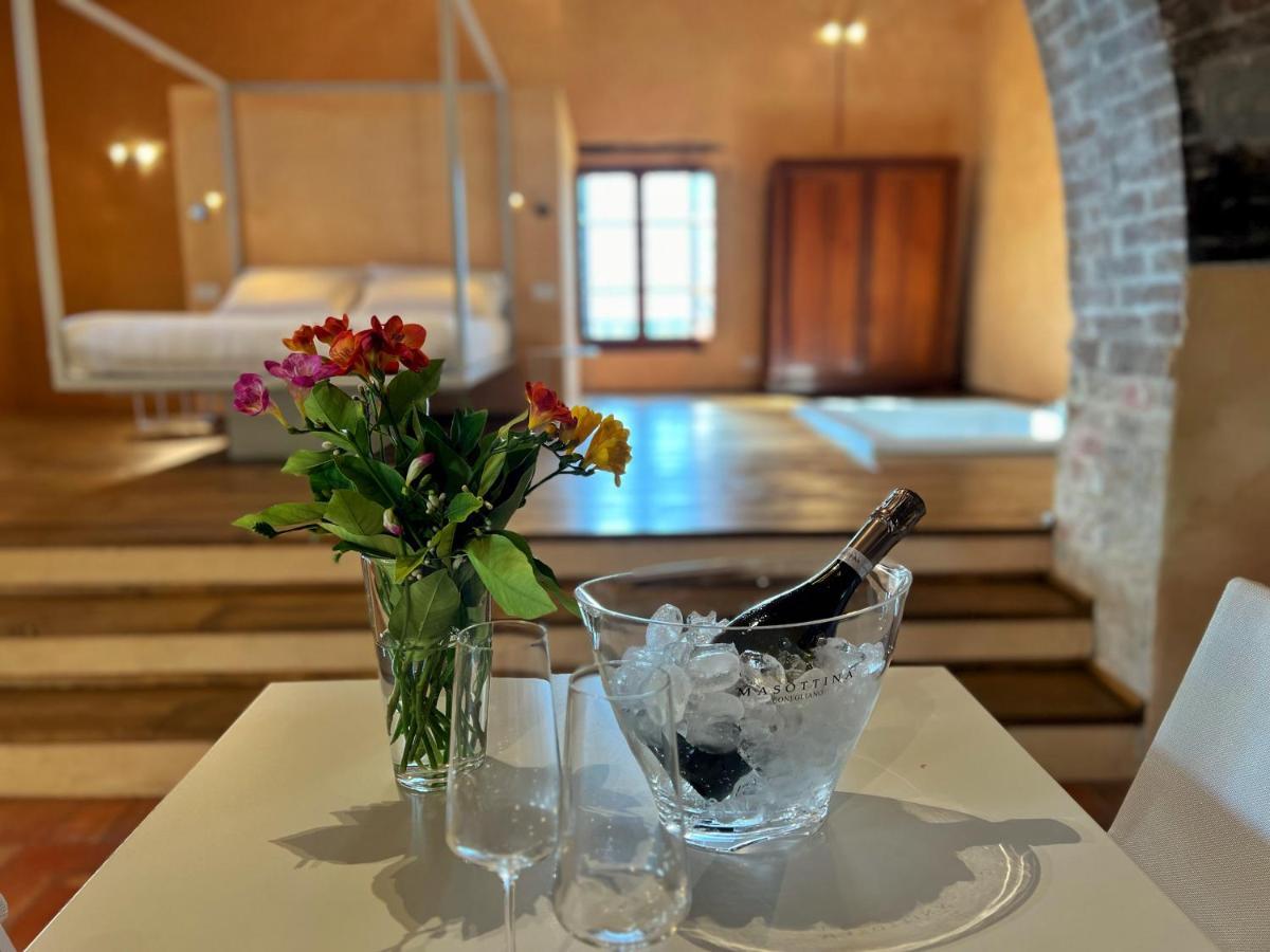 Monastero Sant'Anna In Camprena Villa Пиенца Екстериор снимка